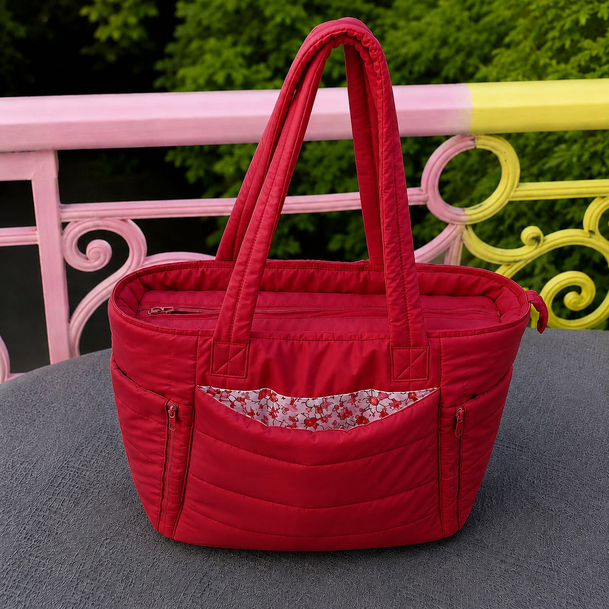 Women's Quilted Tote Bag Large Capacity Shoulder Handbag Floral Print Lining Everyday College & Office Bag